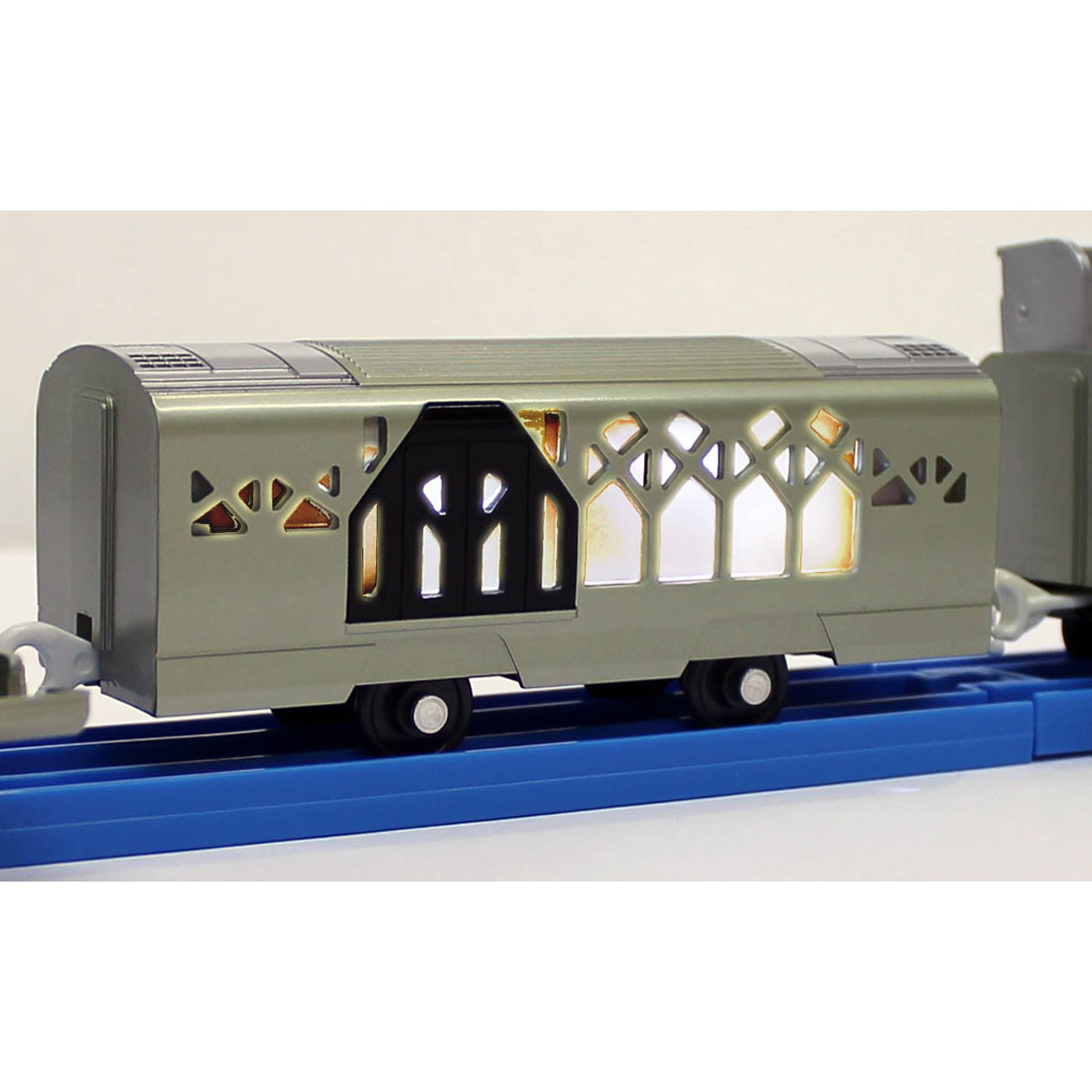 プラレール。四季島。 プラレール クルーズトレインDXシリーズ TRAIN SUITE四季島