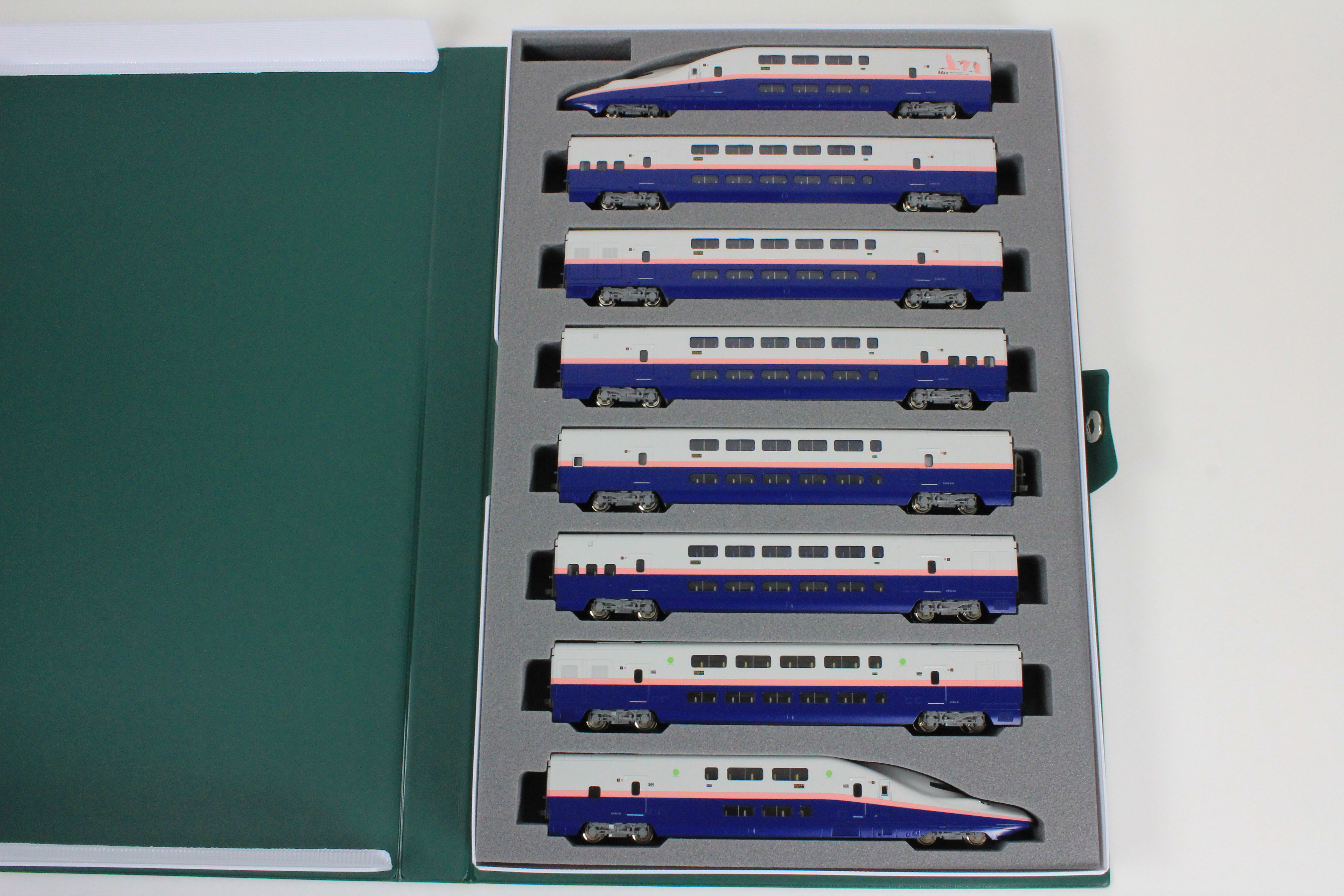KATO 10-1427 E4系新幹線「Maxとき」 8両セット鉄道模型Nゲージ