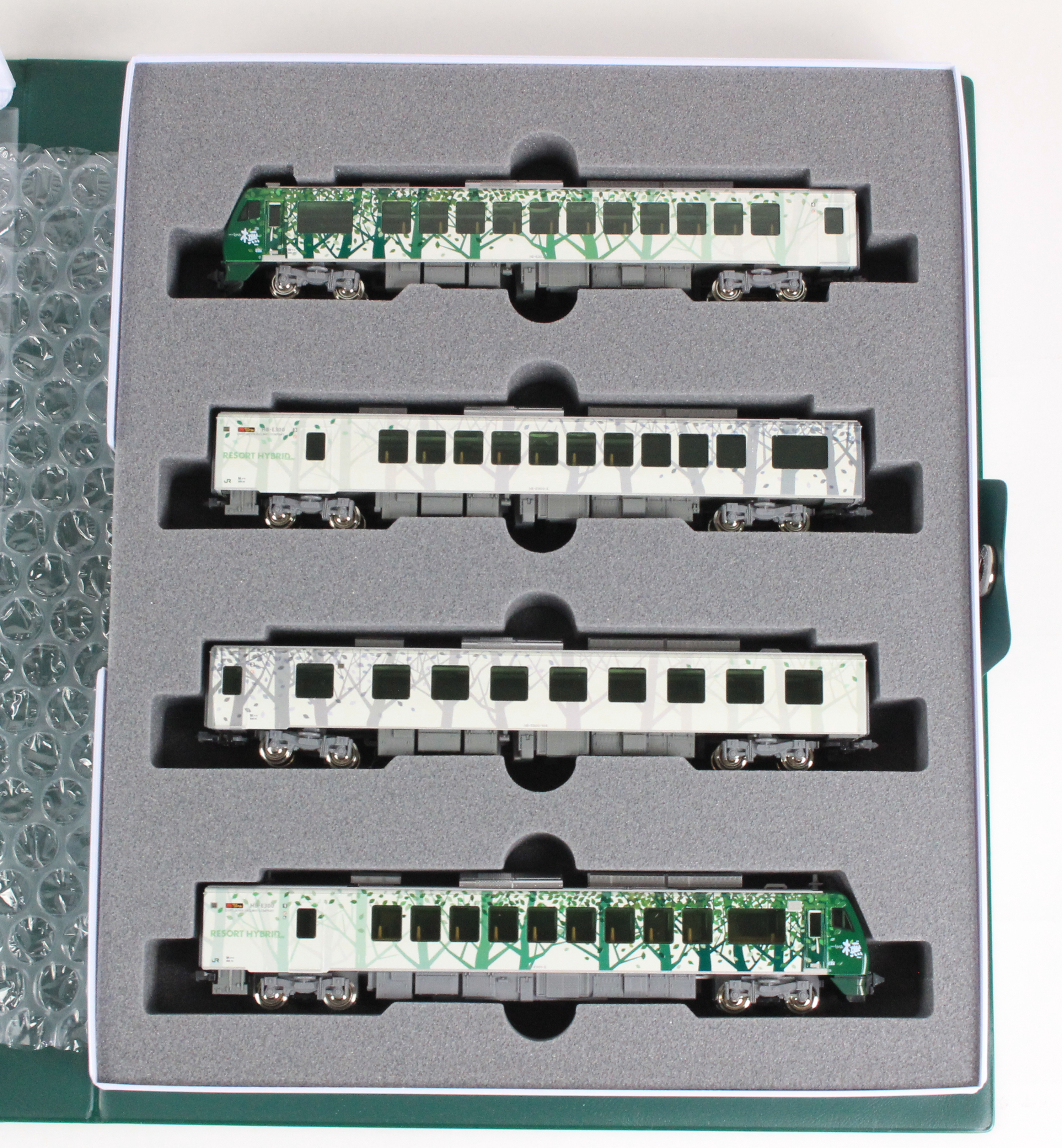 KATO 10-1463 HB-E300系「リゾートしらかみ」(ブナ編成)4両